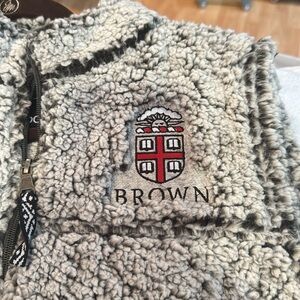NWT Brown University Smokey Grey Fleece Sherpa Vest Sz Large BR1